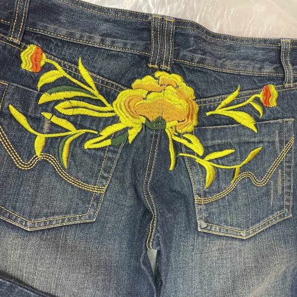 New People4Peace New Low Rise Boot Cut Size 31 - Picture 3 of 13